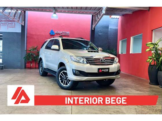 TOYOTA HILUX SW4 3.0 SRV 4X4 16V TURBO INTERCOOLER DIESEL 4P AUTOMÁTICO